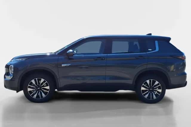 Mitsubishi Outlander (2026) thumbnail 8