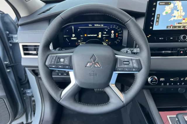 Mitsubishi Outlander (2026) thumbnail 15