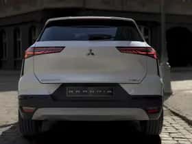 Mitsubishi Grandis (2026) thumbnail 7