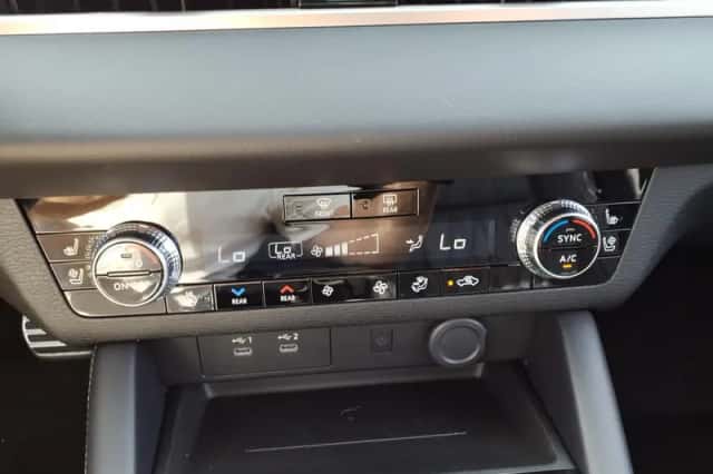 Mitsubishi Outlander (2026) thumbnail 27