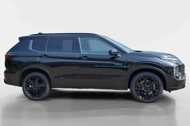 Mitsubishi Outlander (2026) thumbnail 4