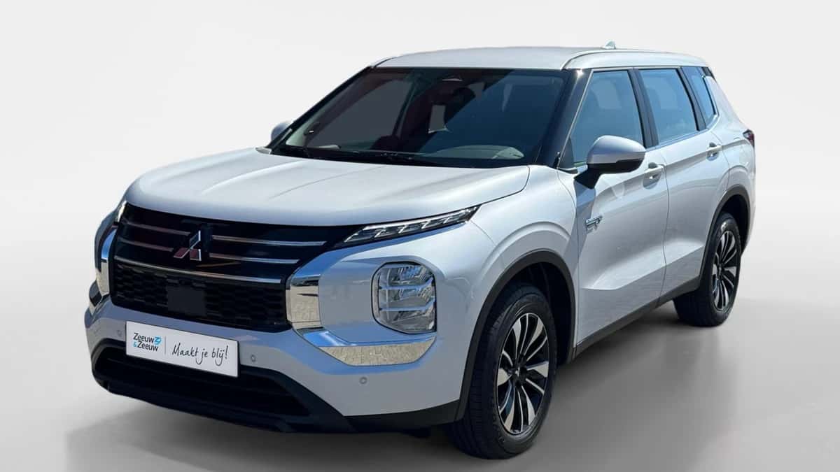 Mitsubishi Outlander (2026) — foto 1
