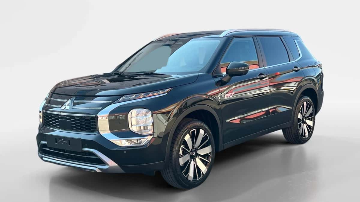 Mitsubishi Outlander (2026) — foto 1
