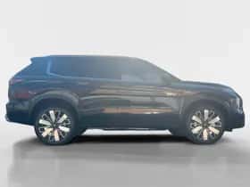 Mitsubishi Outlander (2026) thumbnail 3