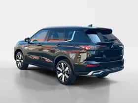 Mitsubishi Outlander (2026) thumbnail 8