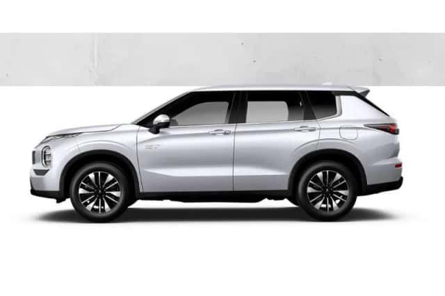 Mitsubishi Outlander (2026) thumbnail 3