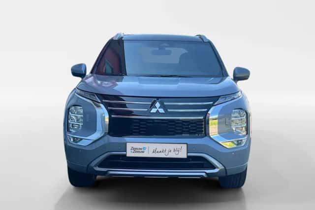 Mitsubishi Outlander (2026) thumbnail 2