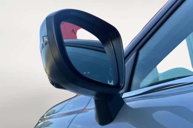 Mitsubishi Outlander (2026) thumbnail 12