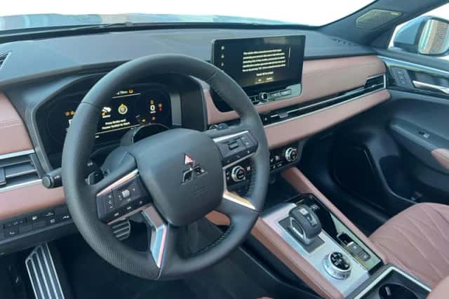 Mitsubishi Outlander (2026) thumbnail 10