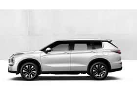 Mitsubishi Outlander (2026) thumbnail 3