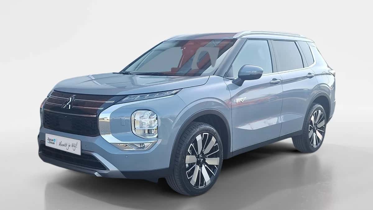 Mitsubishi Outlander (2026) — foto 1