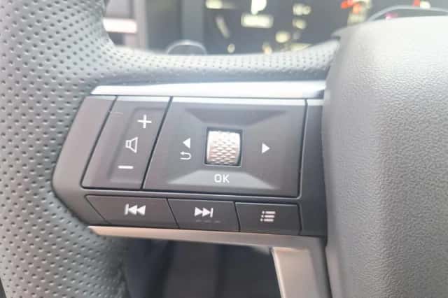 Mitsubishi Outlander (2026) thumbnail 14