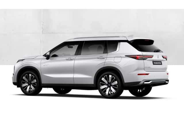 Mitsubishi Outlander (2026) thumbnail 4