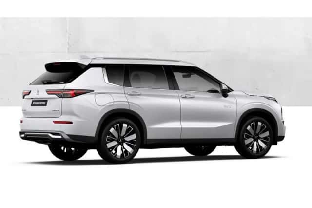 Mitsubishi Outlander (2026) thumbnail 8