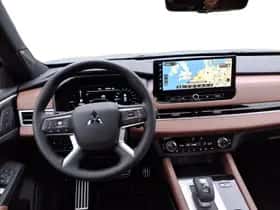 Mitsubishi Outlander (2025) thumbnail 12