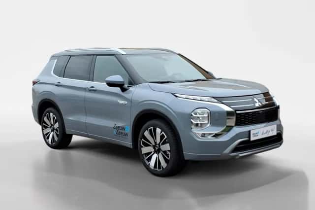 Mitsubishi Outlander (2025) thumbnail 3