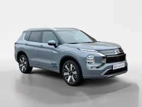 Mitsubishi Outlander (2025) thumbnail 3