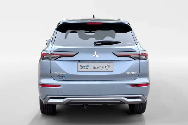 Mitsubishi Outlander (2025) thumbnail 6