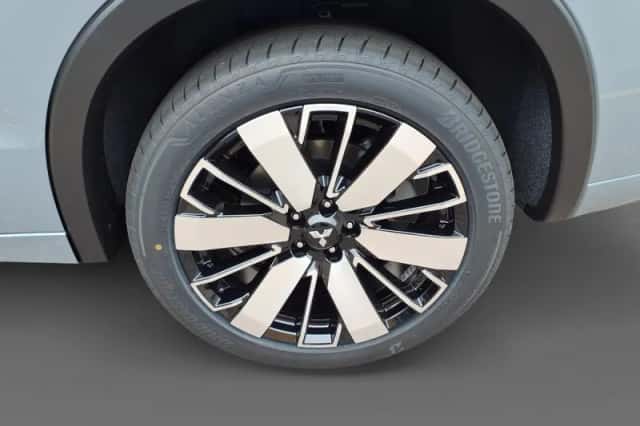 Mitsubishi Outlander (2025) thumbnail 9