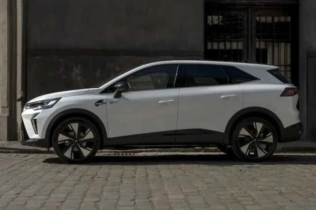 Mitsubishi Grandis (2026) thumbnail 5