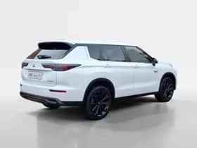 Mitsubishi Outlander (2026) thumbnail 5