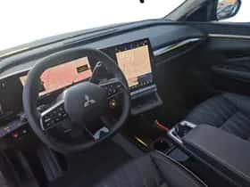 Mitsubishi Eclipse Cross (2025) thumbnail 12