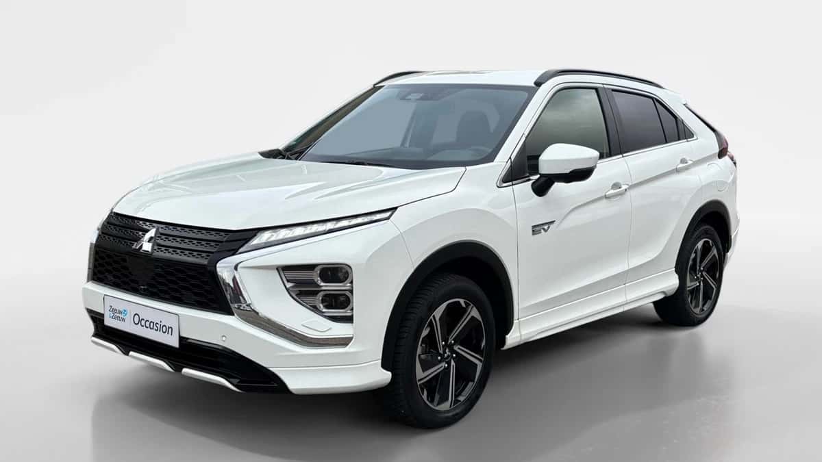 Mitsubishi Eclipse Cross (2022) — foto 1