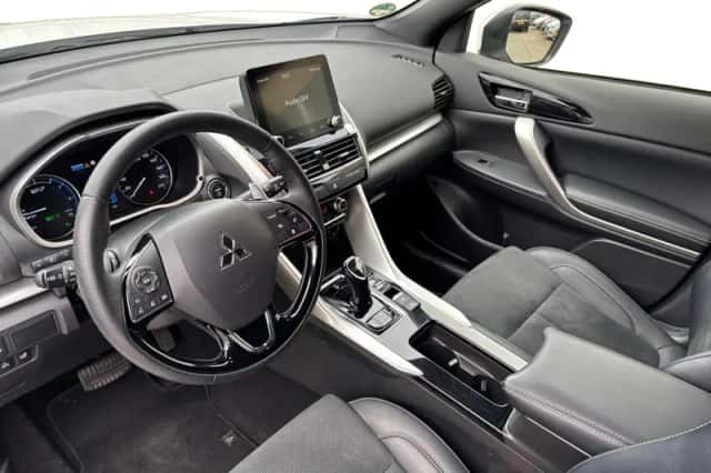 Mitsubishi Eclipse Cross (2022) thumbnail 16