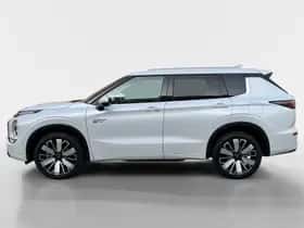 Mitsubishi Outlander (2026) thumbnail 2