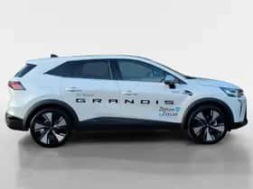 Mitsubishi Grandis (2025) thumbnail 4