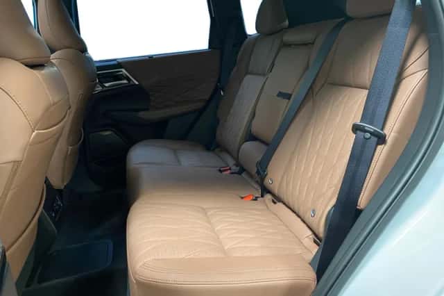 Mitsubishi Outlander (2026) thumbnail 18