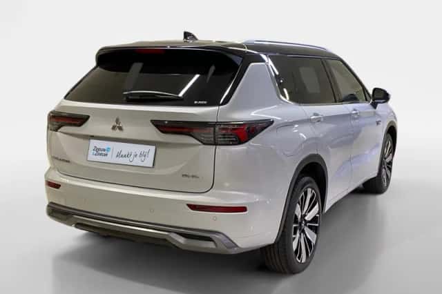 Mitsubishi Outlander (2026) thumbnail 5