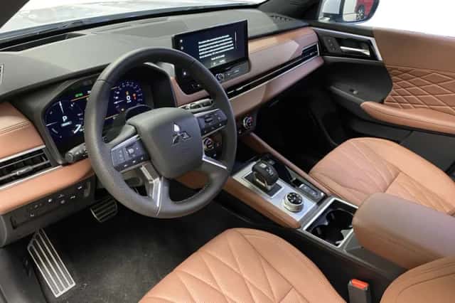 Mitsubishi Outlander (2026) thumbnail 9