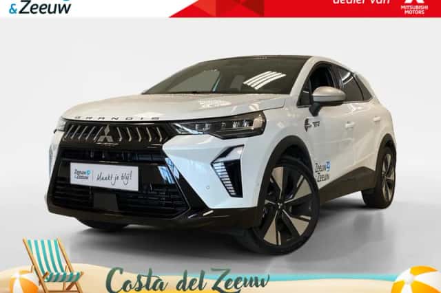 Mitsubishi Grandis (2025) thumbnail 1
