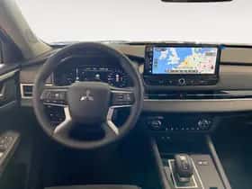 Mitsubishi Outlander (2026) thumbnail 14