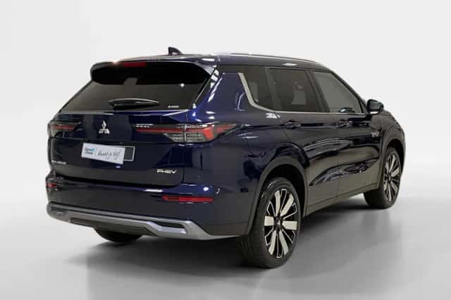 Mitsubishi Outlander (2026) thumbnail 2