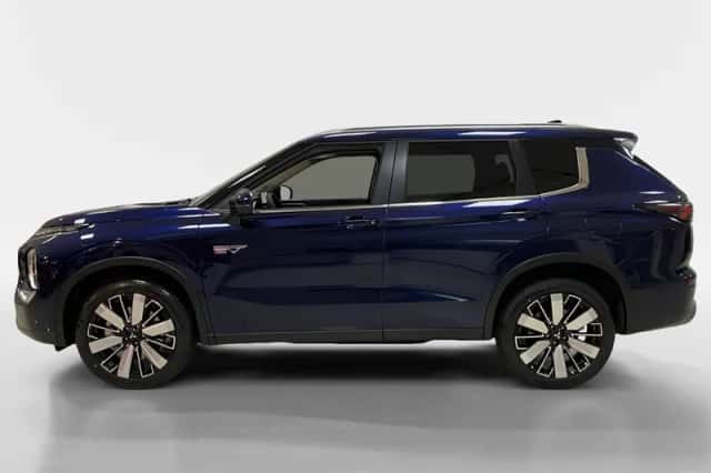 Mitsubishi Outlander (2026) thumbnail 3