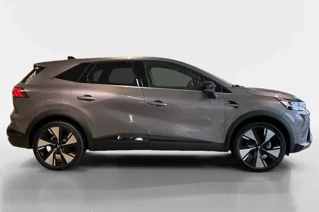 Mitsubishi Grandis (2026) thumbnail 4