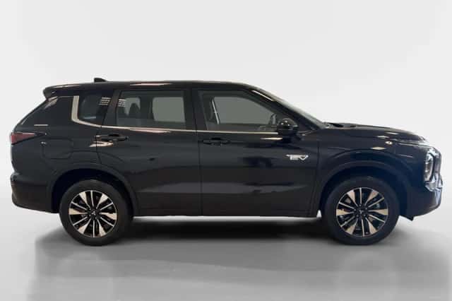 Mitsubishi Outlander (2026) thumbnail 8