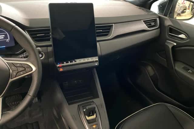 Mitsubishi Grandis (2026) thumbnail 11