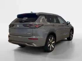Mitsubishi Outlander (2026) thumbnail 2
