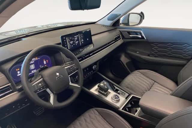 Mitsubishi Outlander (2026) thumbnail 10