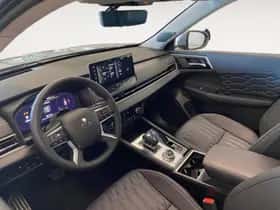 Mitsubishi Outlander (2026) thumbnail 10
