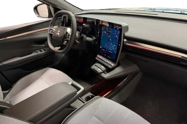 Mitsubishi Eclipse Cross (2026) thumbnail 12