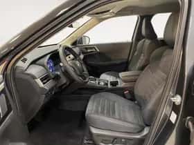 Mitsubishi Outlander (2026) thumbnail 11