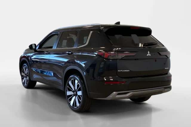 Mitsubishi Outlander (2026) thumbnail 2