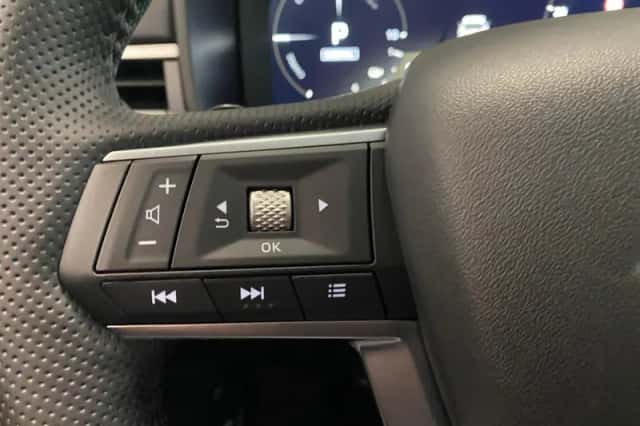 Mitsubishi Outlander (2026) thumbnail 11