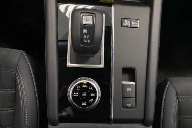 Mitsubishi Outlander (2026) thumbnail 22