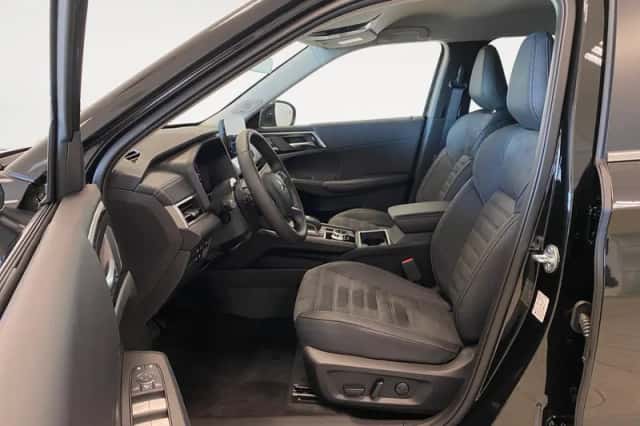 Mitsubishi Outlander (2026) thumbnail 9
