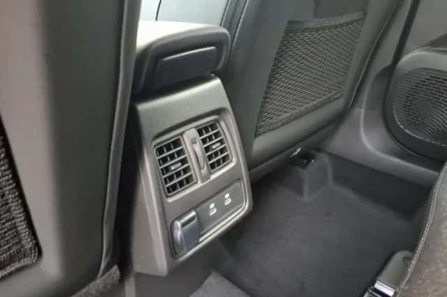 Mitsubishi Grandis (2026) thumbnail 13